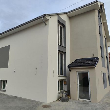 Apartmani Hub Ni 외부 사진